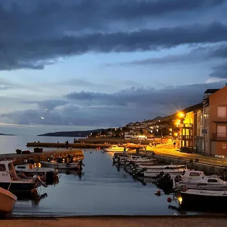 Suko An Near The Sea Sukošan