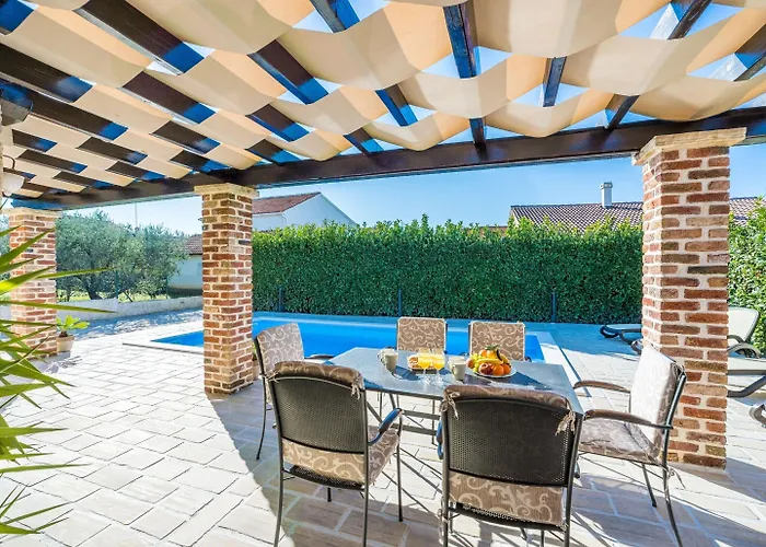 Prázdninový dům Suko An Near The Sea